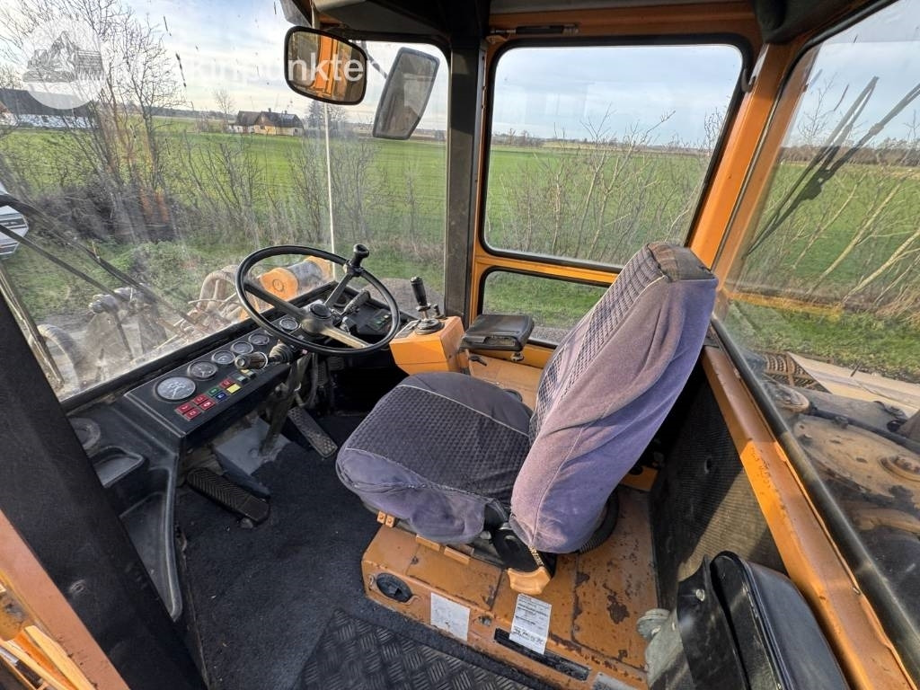 Chargeuse sur pneus Ljungby 1118 Hjullastare