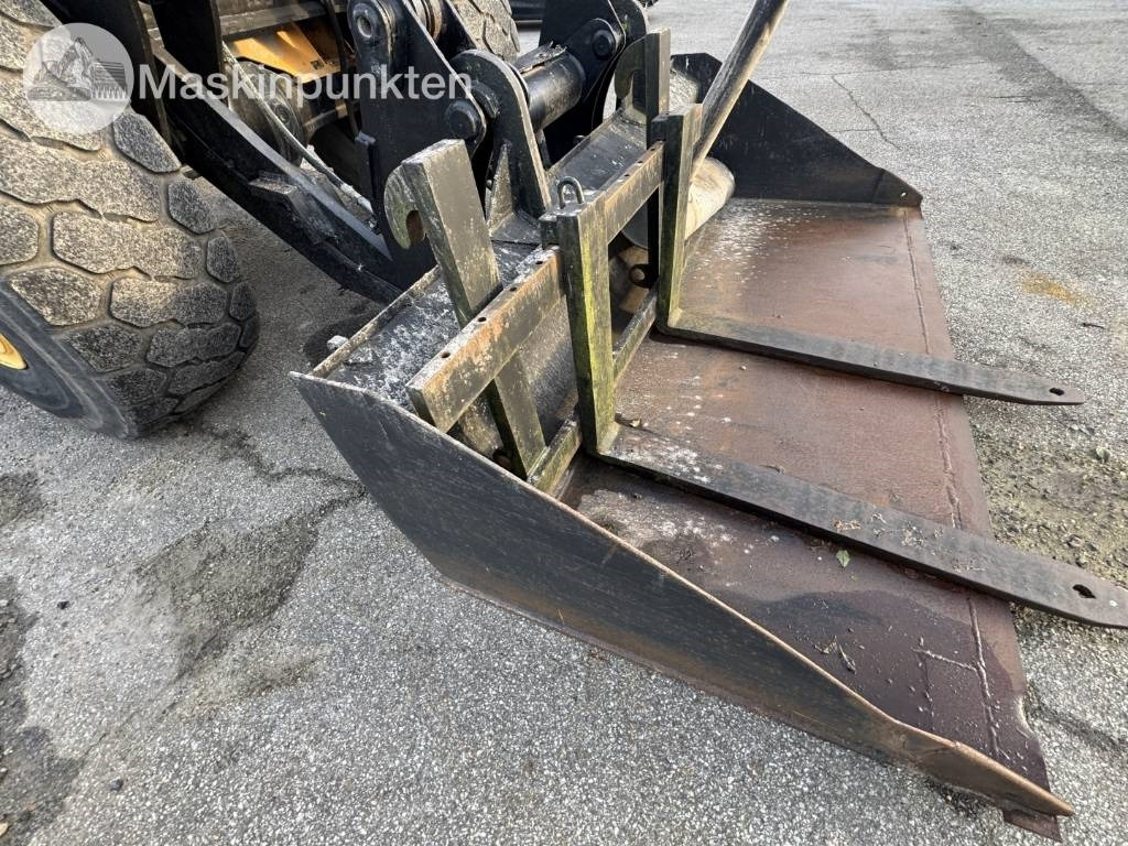 Chargeuse sur pneus Ljungby 1118 Hjullastare