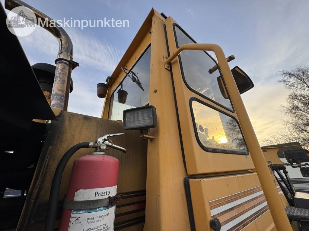 Chargeuse sur pneus Ljungby 1118 Hjullastare