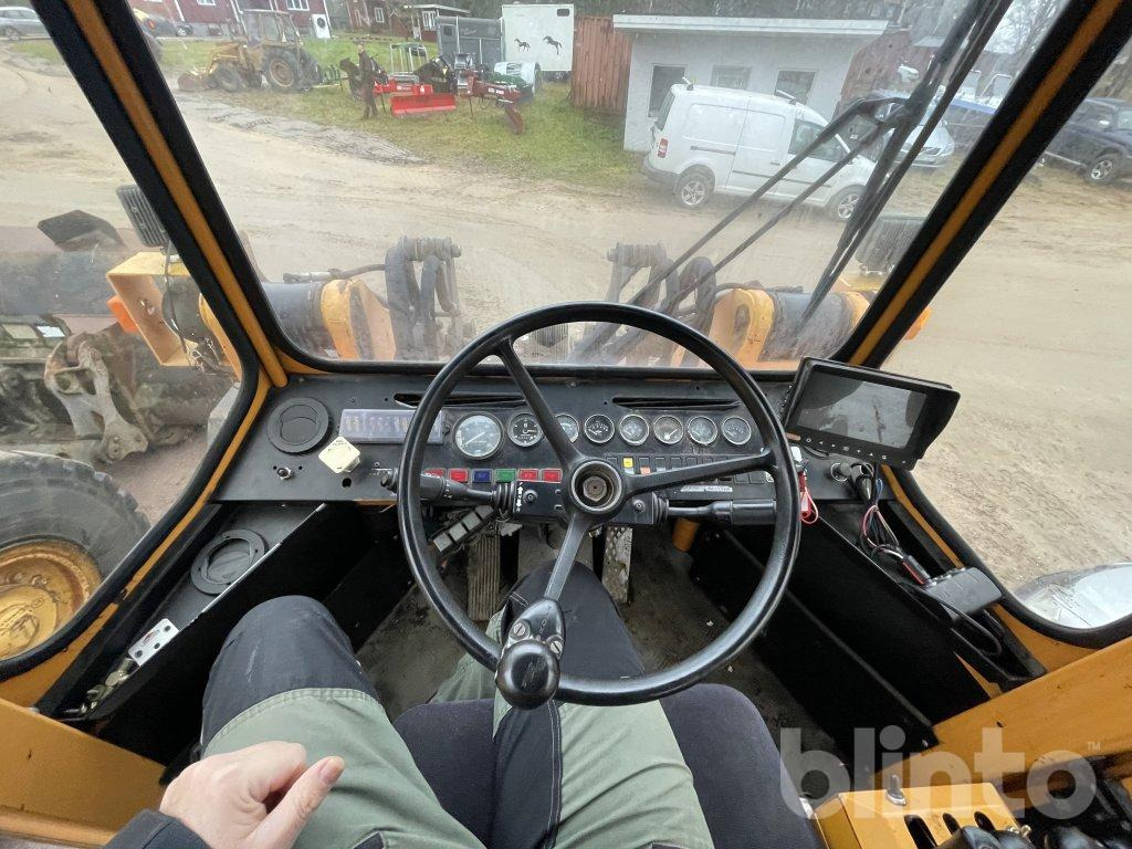 Chargeuse sur pneus Ljungby 1321