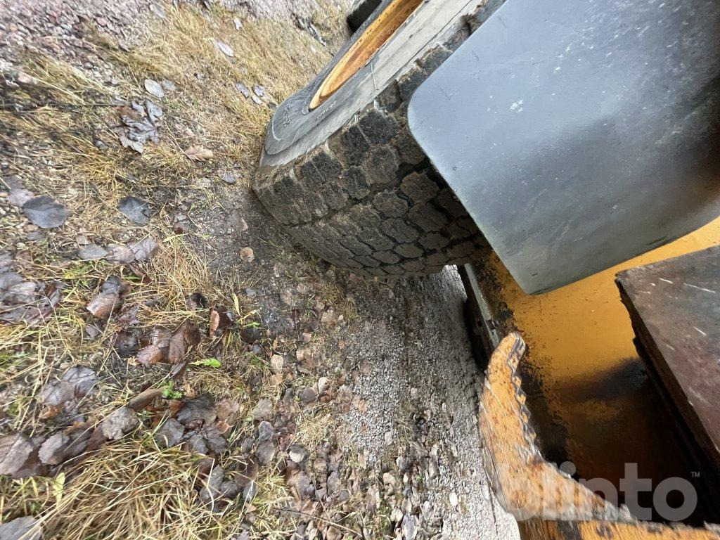 Chargeuse sur pneus Ljungby 1321