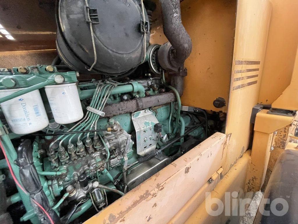 Chargeuse sur pneus Ljungby 1321