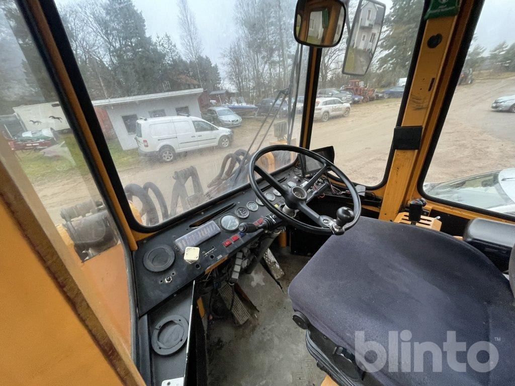 Chargeuse sur pneus Ljungby 1321