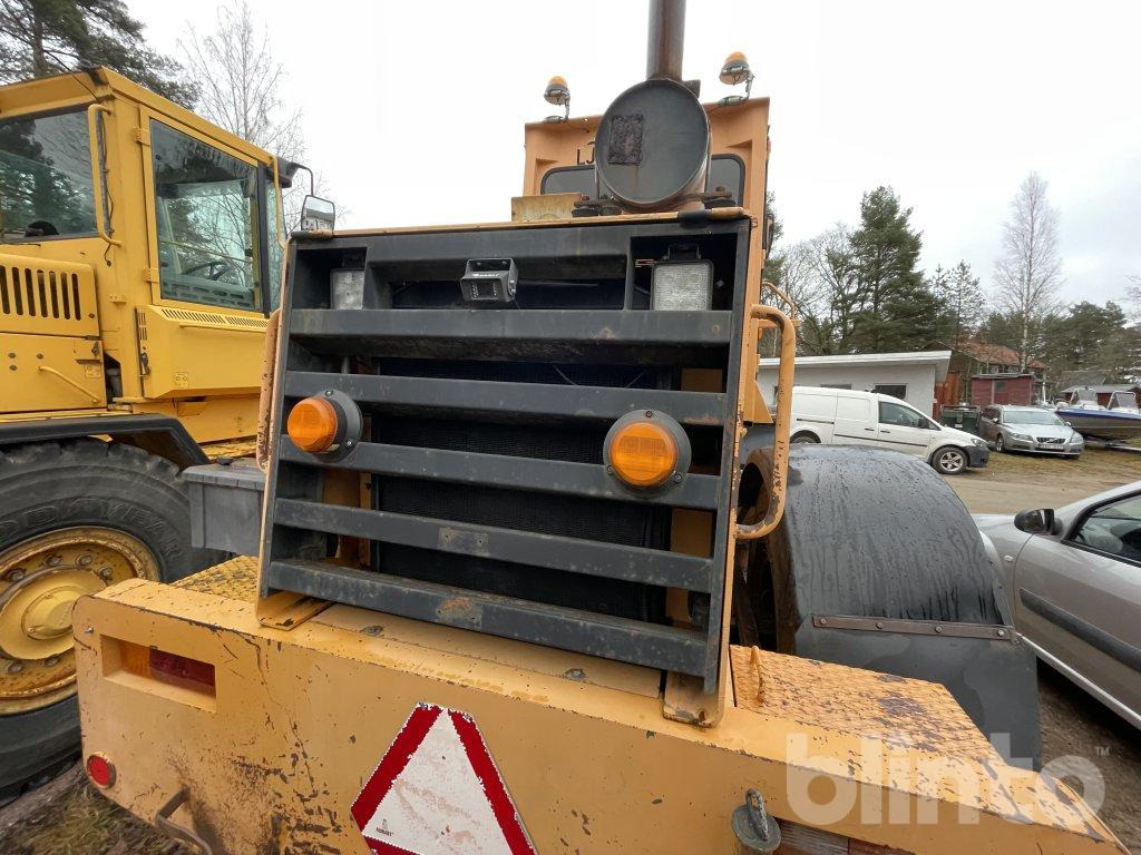 Chargeuse sur pneus Ljungby 1321