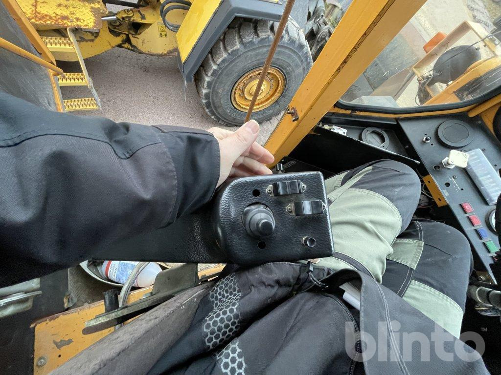 Chargeuse sur pneus Ljungby 1321