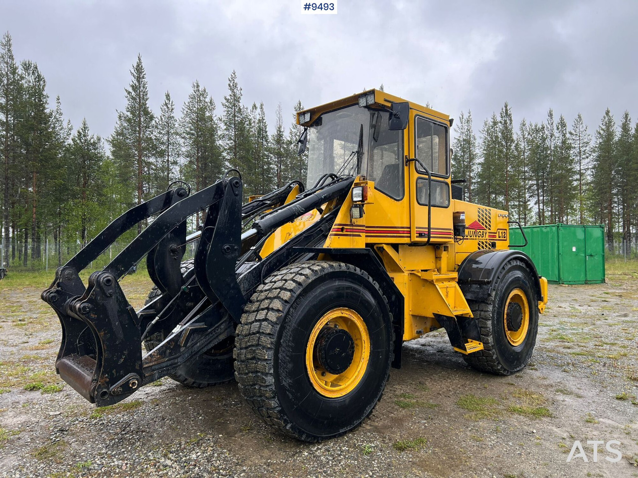 Chargeuse sur pneus Ljungby L14 Wheel loader (VIDEO)