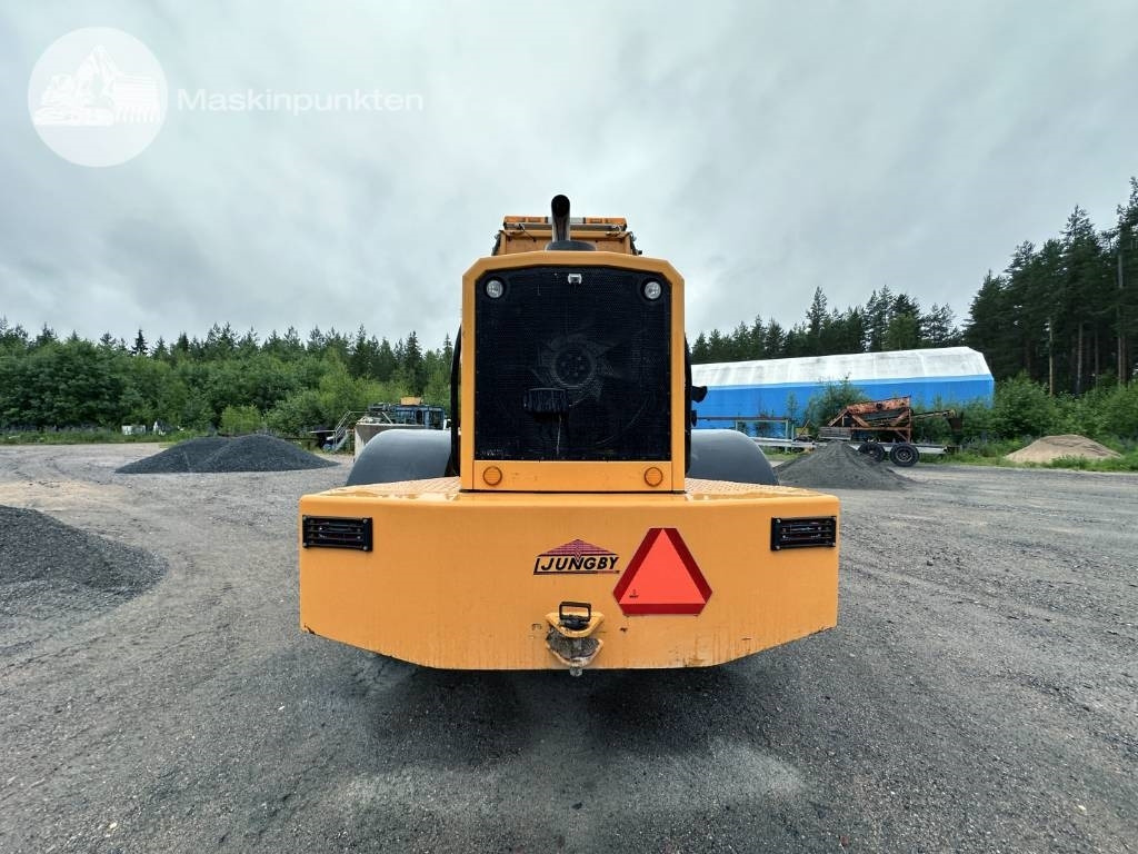 Chargeuse sur pneus Ljungby L 20