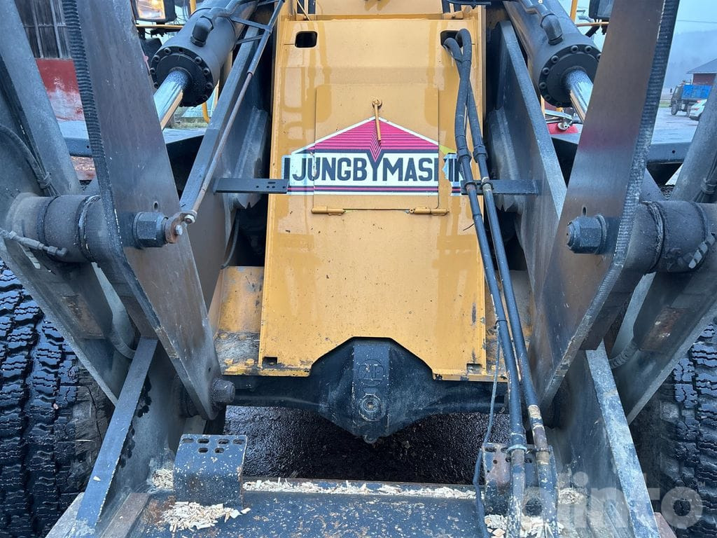Chargeuse sur pneus Ljungby Maskin L12