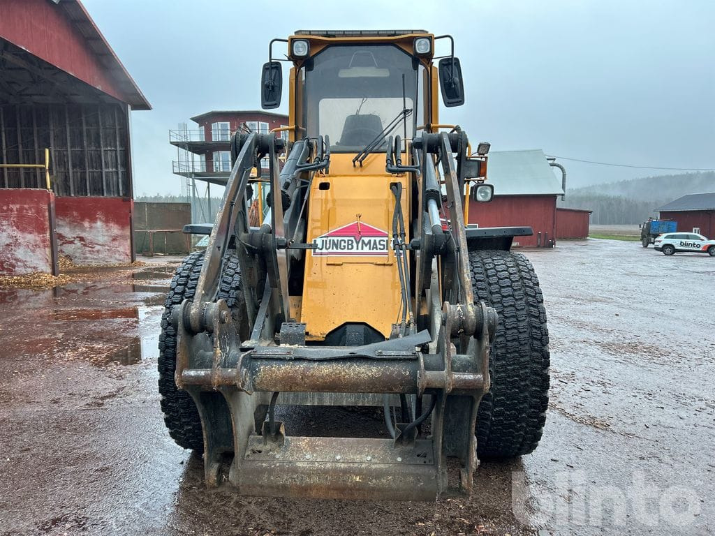 Chargeuse sur pneus Ljungby Maskin L12