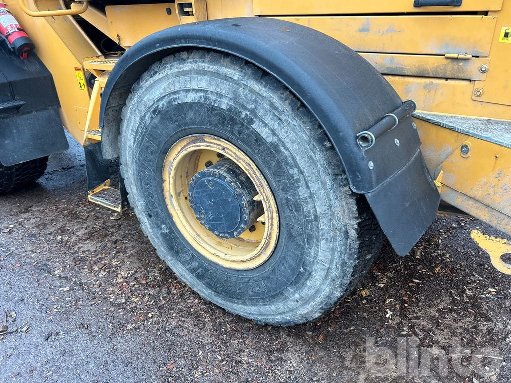 Chargeuse sur pneus Ljungby Maskin L12