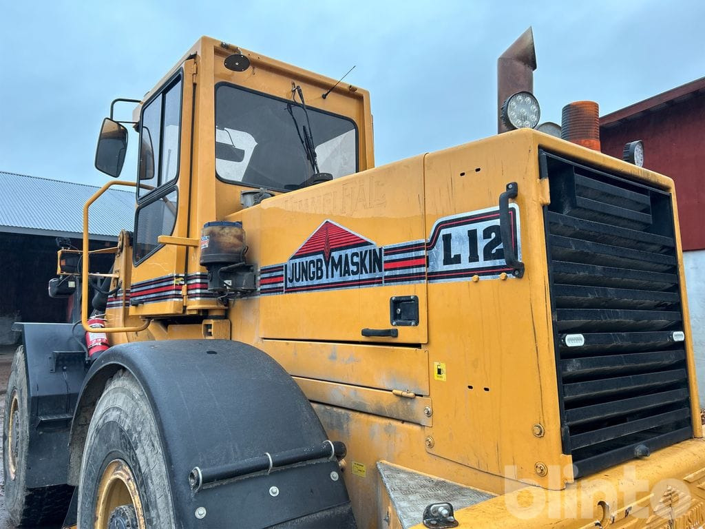Chargeuse sur pneus Ljungby Maskin L12