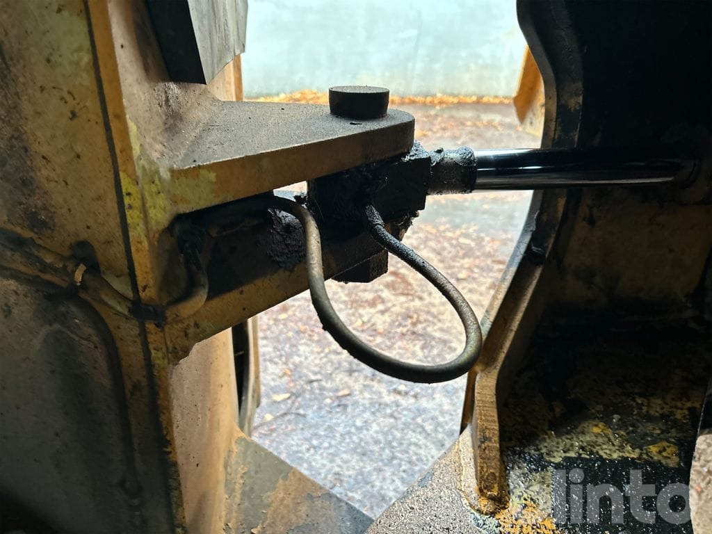 Chargeuse sur pneus Ljungby Maskin L12