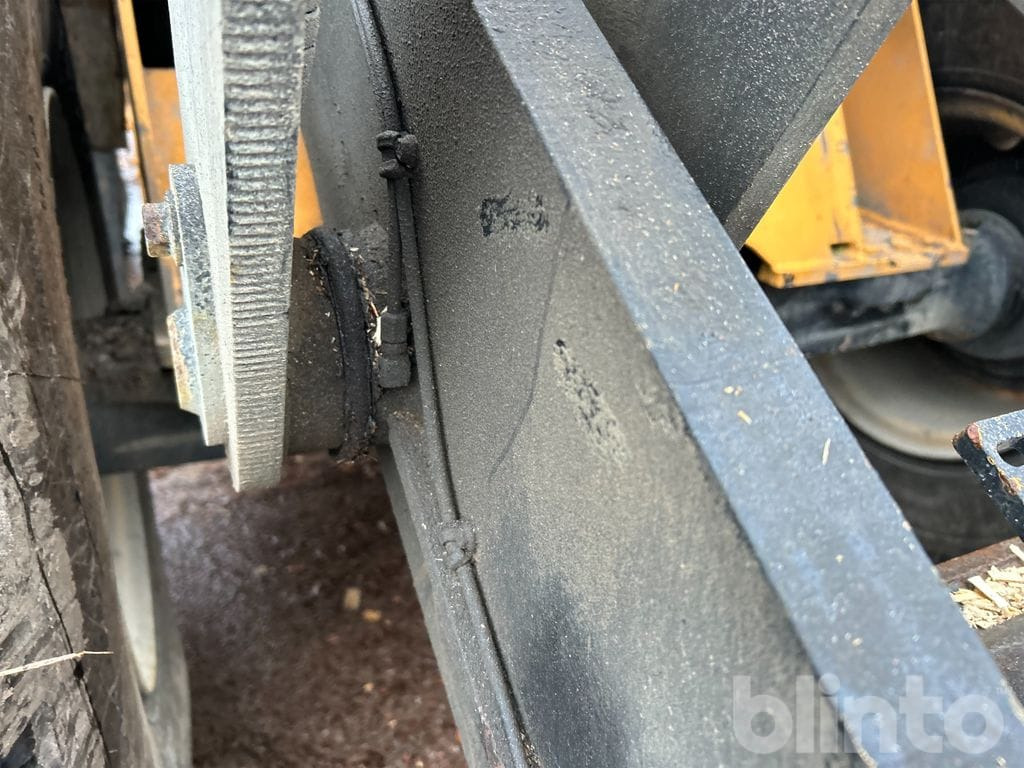 Chargeuse sur pneus Ljungby Maskin L12