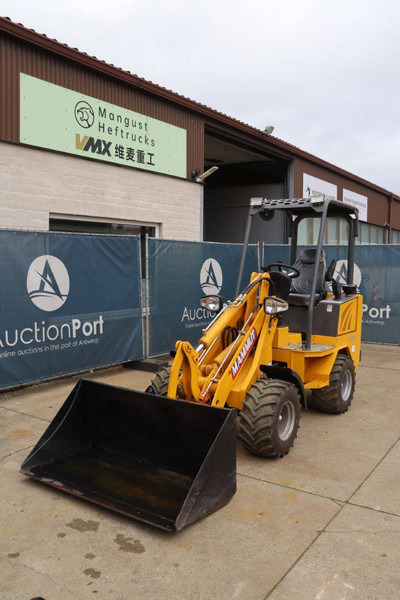 Chargeuse sur pneus MAMMUT H3B11