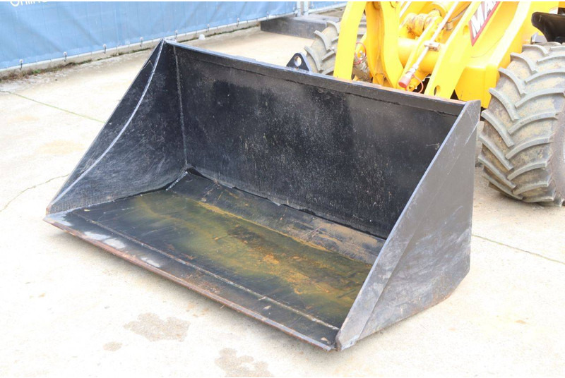 Chargeuse sur pneus MAMMUT H3B11