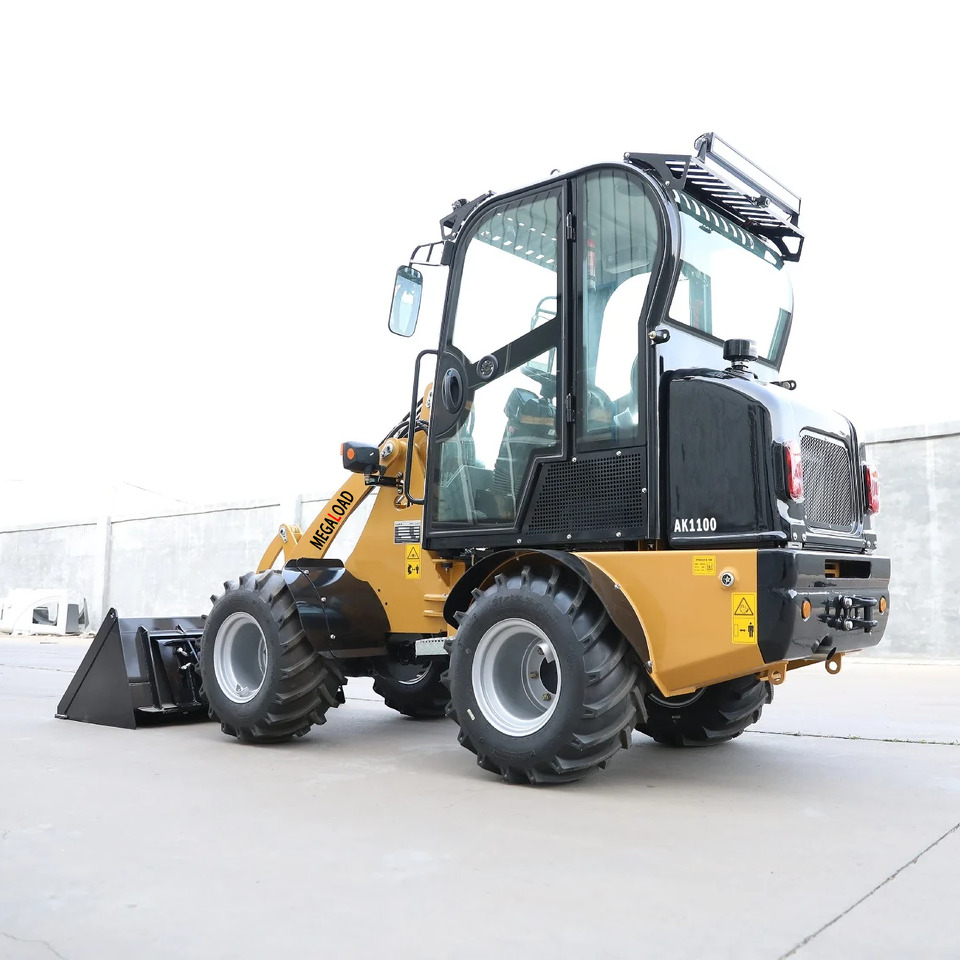 Chargeuse sur pneus MEGALOAD AK1100 Compact Wheel Loader CE certification Kubota Engine chargeuse su AK1100