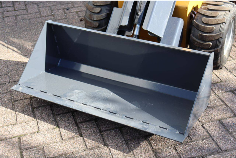 Chargeuse sur pneus MP-S800