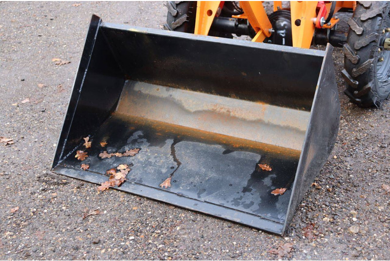 Chargeuse sur pneus Machpro MPL904