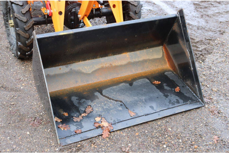 Chargeuse sur pneus Machpro MPL904