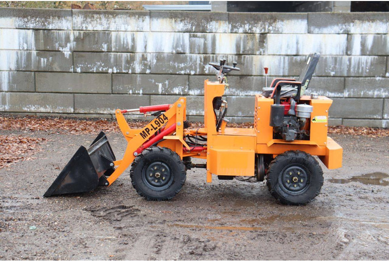 Chargeuse sur pneus Machpro MPL904
