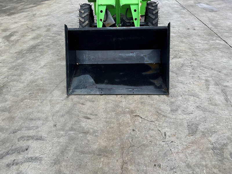 Chargeuse sur pneus Machpro MP-L307