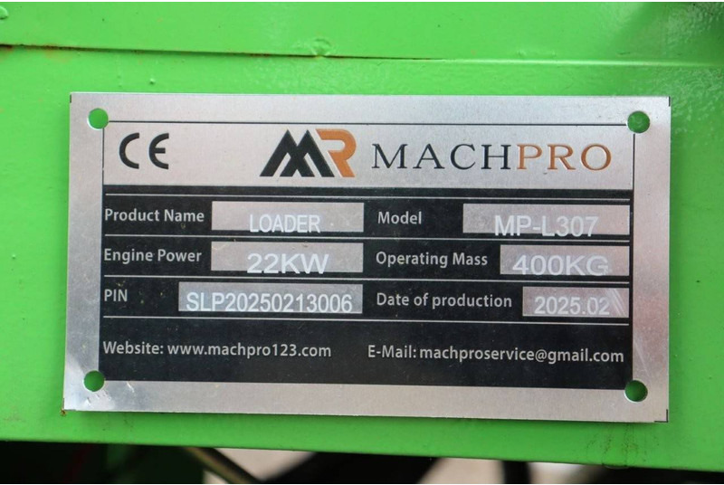 Chargeuse sur pneus Machpro MP-L307