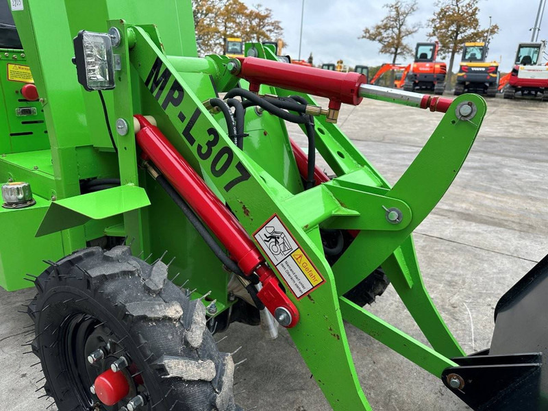 Chargeuse sur pneus Machpro MP-L307