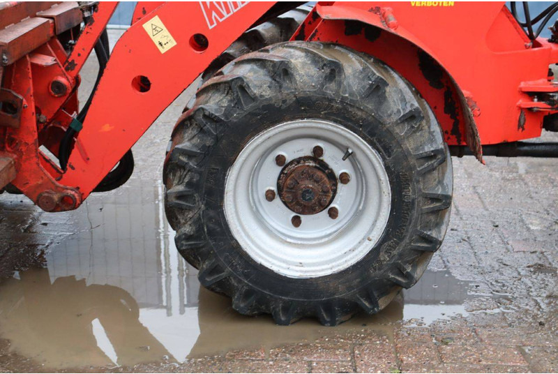 Chargeuse sur pneus Macks 333