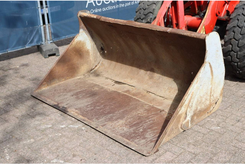 Chargeuse sur pneus Manitou AL 85 T