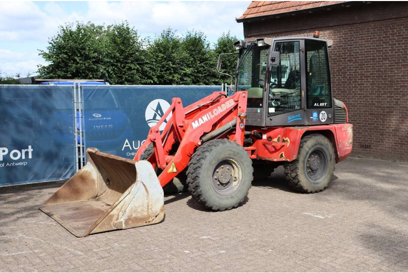 Chargeuse sur pneus Manitou AL 85 T