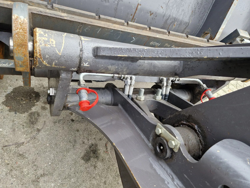 Chargeuse sur pneus Mecalac AX1000