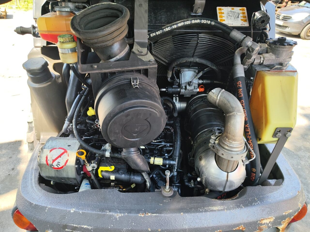 Chargeuse sur pneus Mecalac AX 1000