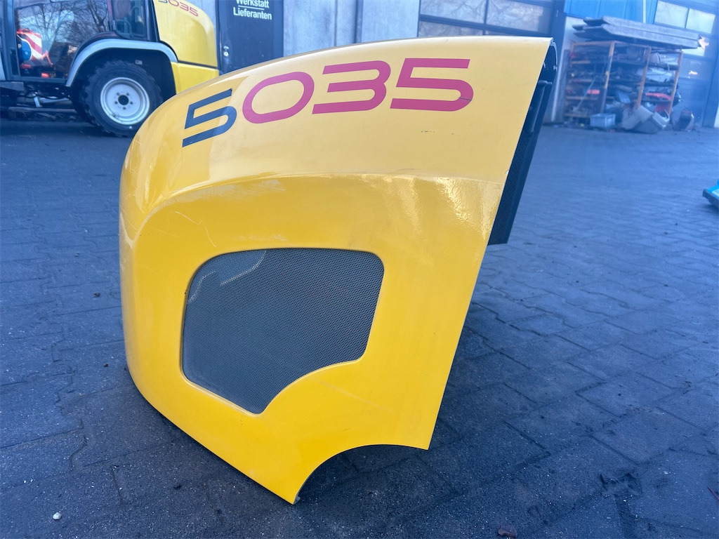 Chargeuse sur pneus Motorhaube Kramer 5035