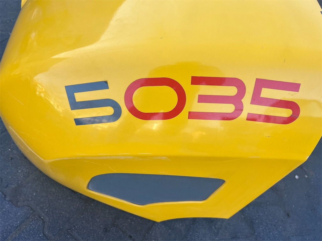 Chargeuse sur pneus Motorhaube Kramer 5035