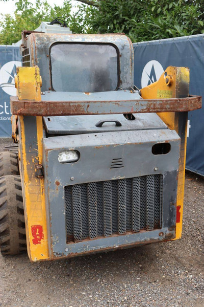 Chargeuse sur pneus Mustang 2026