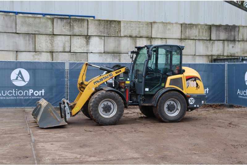 Chargeuse sur pneus Mustang AL 708