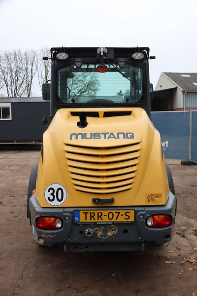 Chargeuse sur pneus Mustang AL 708