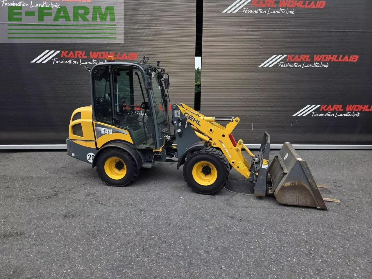 Chargeuse sur pneus Mustang al540