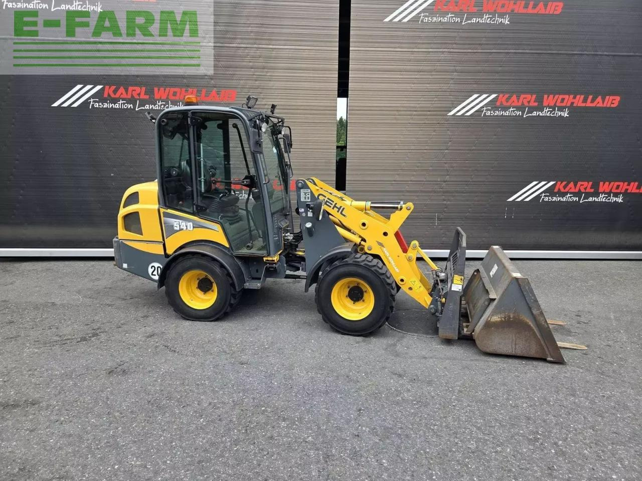 Chargeuse sur pneus Mustang al540