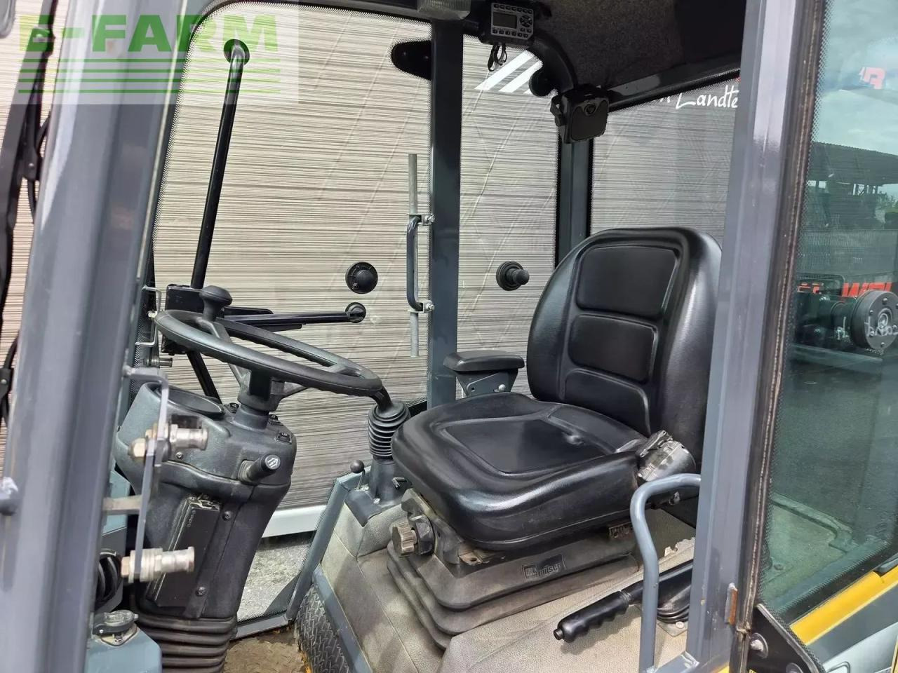 Chargeuse sur pneus Mustang al540