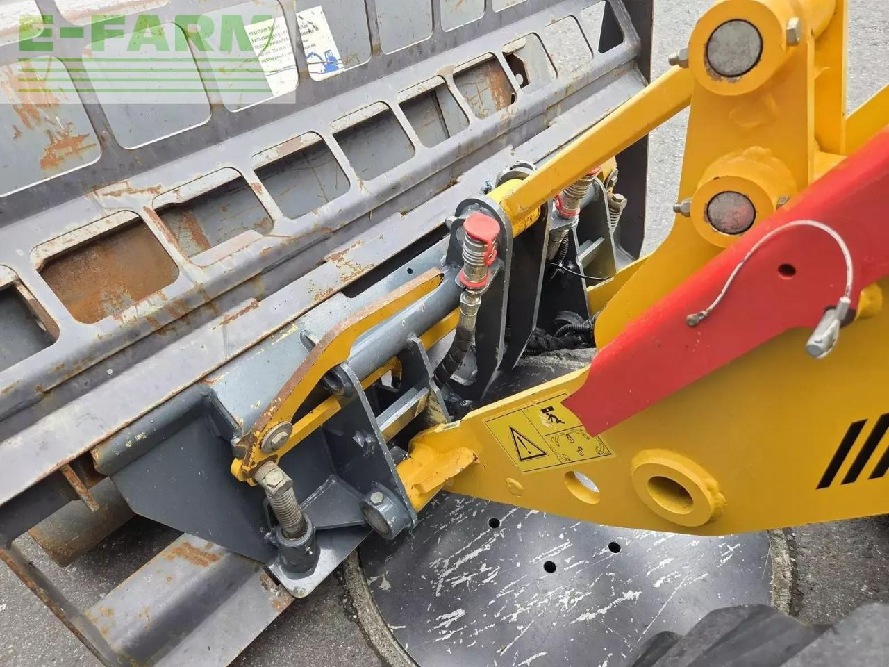 Chargeuse sur pneus Mustang al540