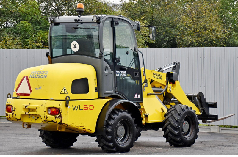 Chargeuse sur pneus Neuson WACKER WL 50 * TOPZUSTAND