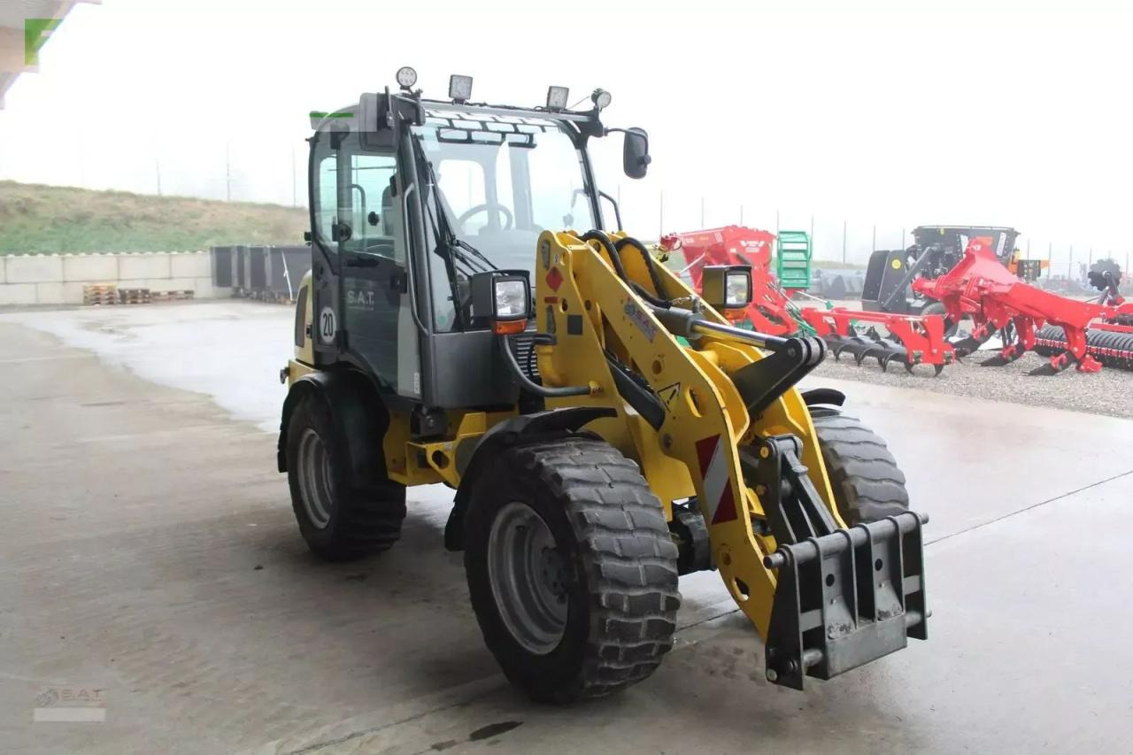 Chargeuse sur pneus Neuson wl 37 - 2014 - 4800 betriebsstunden