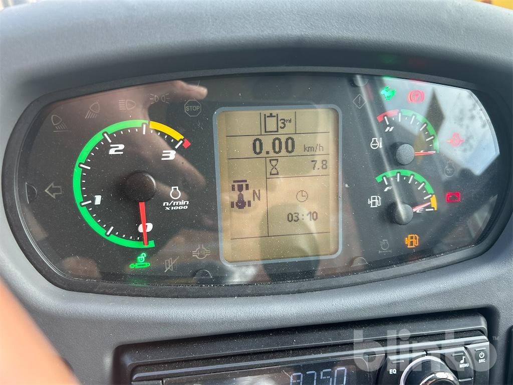 Chargeuse sur pneus New Holland W80C LE (2023)