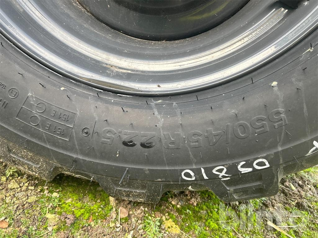 Chargeuse sur pneus New Holland W80C LE (2023)