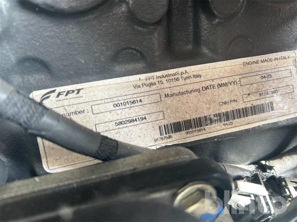 Chargeuse sur pneus New Holland W80C LE (2023)