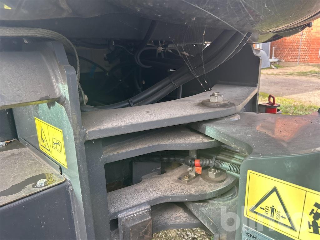 Chargeuse sur pneus New Holland W80C LE (2023)