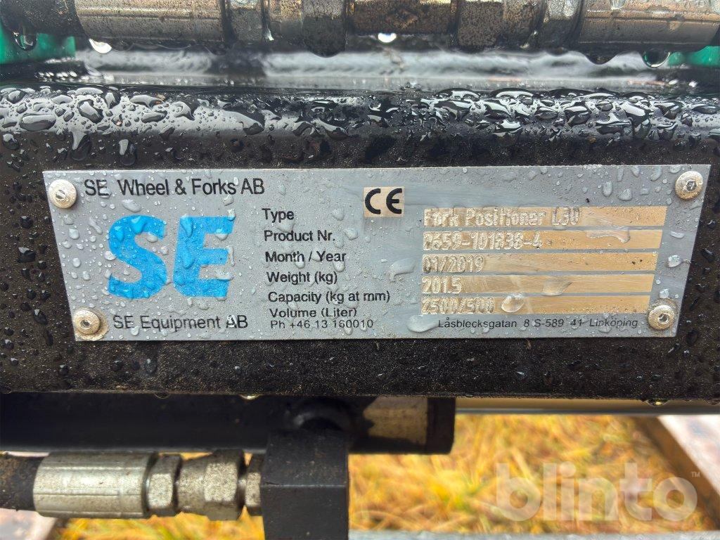 Chargeuse sur pneus New Holland W80 C