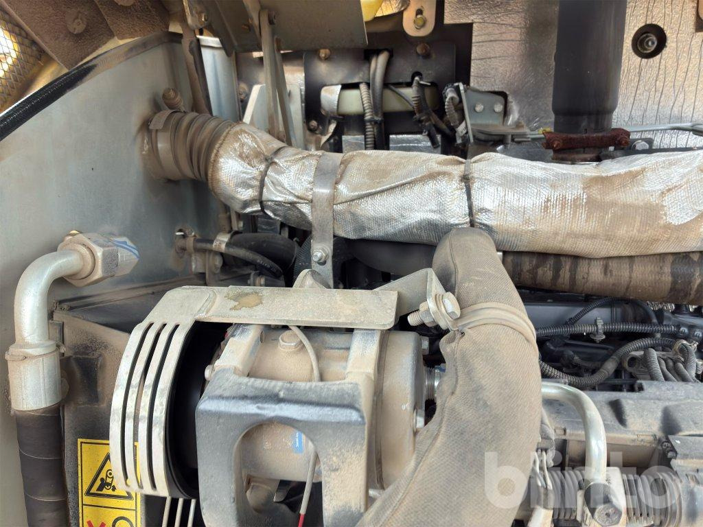 Chargeuse sur pneus New Holland W80 C