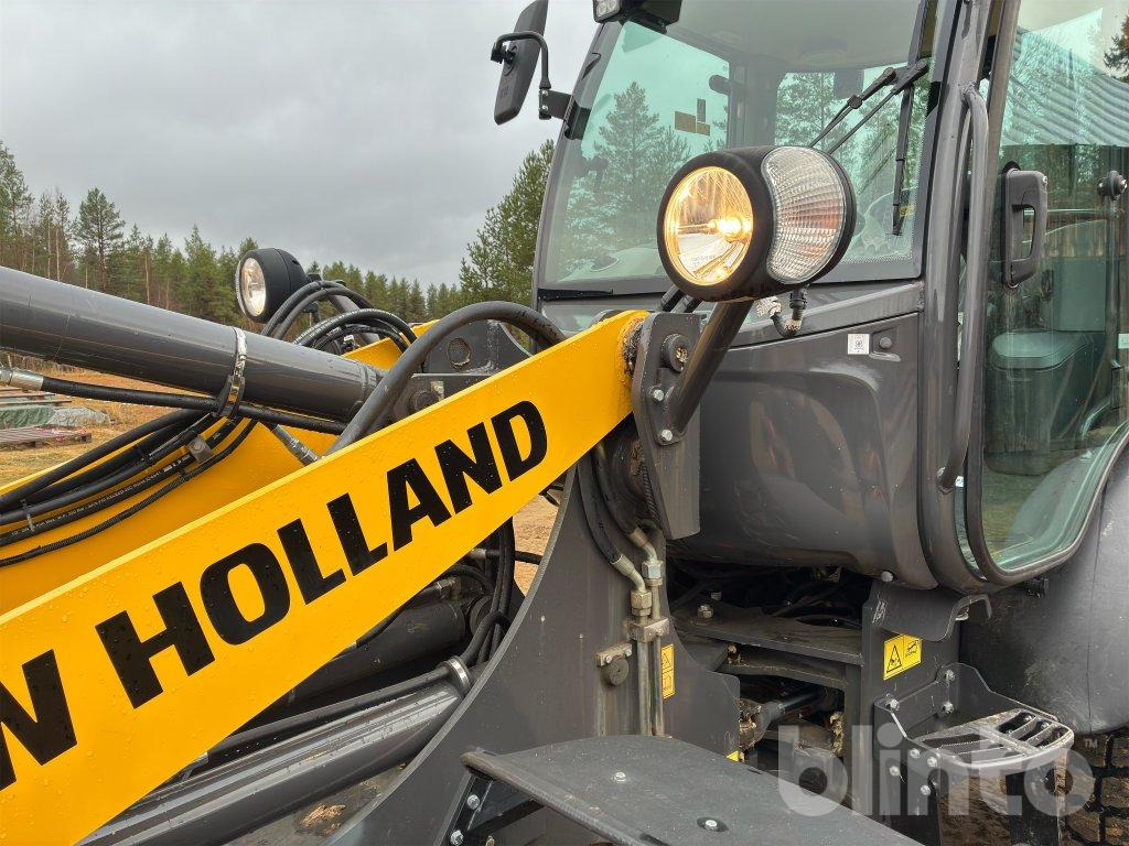 Chargeuse sur pneus New Holland W80 C